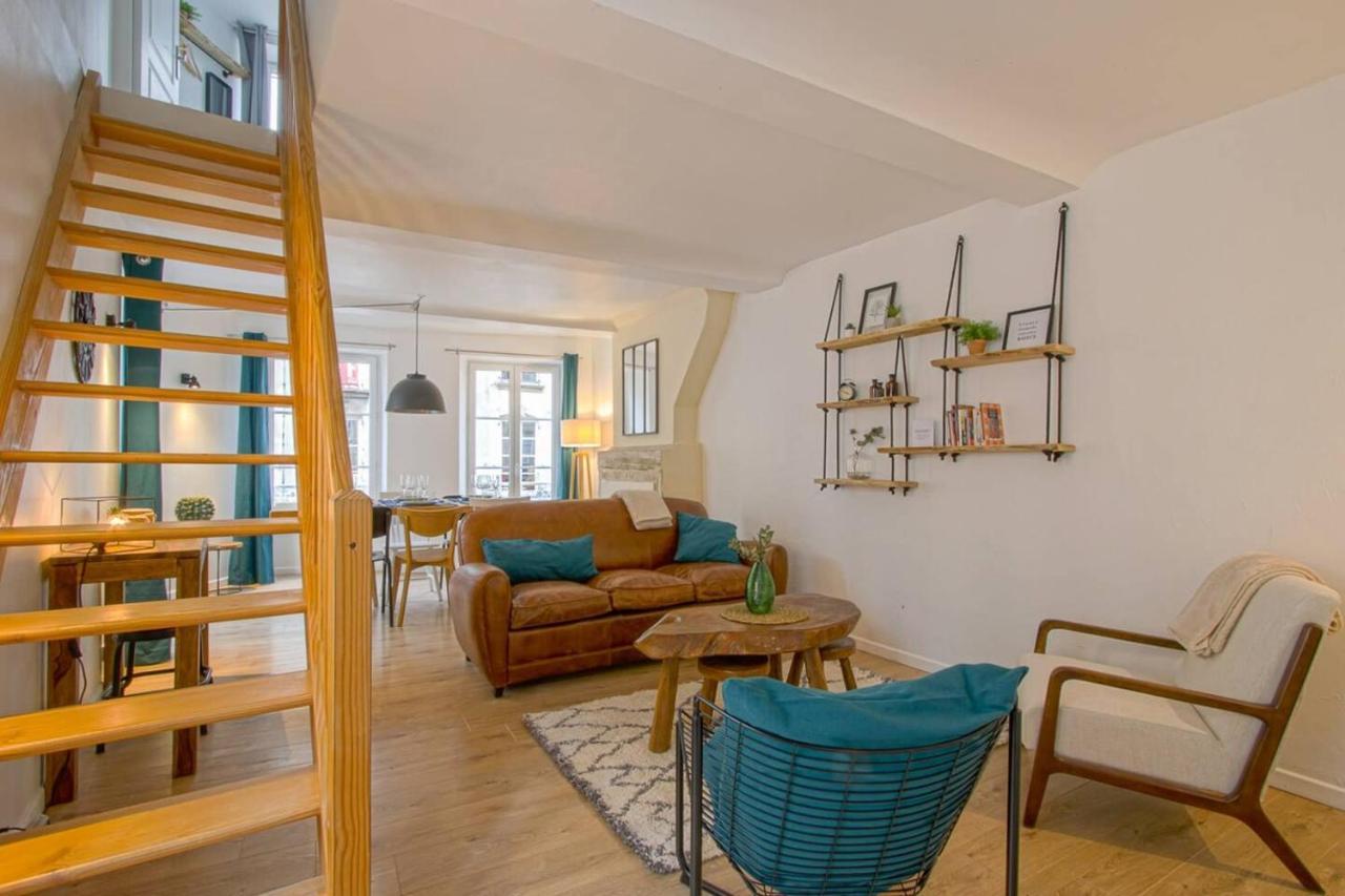Freedom Grand Triplex Lumineux Decoration Contemporaine - Plein Centre Historique Bayeux - Parking Gratuit A Proximite Proche Commerces Restaurants - Plages Du Debarquement Exterior foto