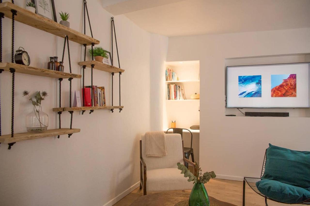 Freedom Grand Triplex Lumineux Decoration Contemporaine - Plein Centre Historique Bayeux - Parking Gratuit A Proximite Proche Commerces Restaurants - Plages Du Debarquement Exterior foto