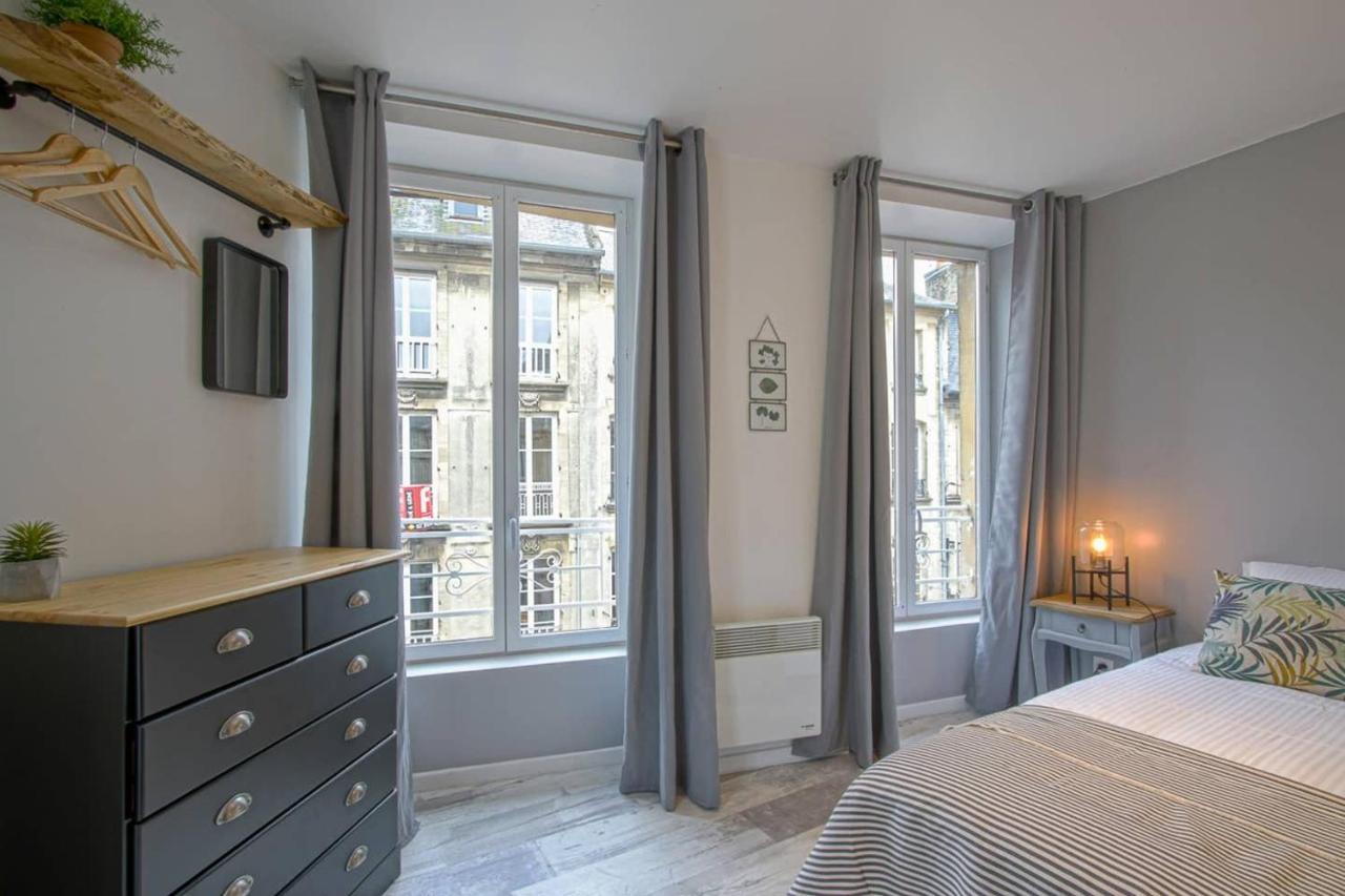 Freedom Grand Triplex Lumineux Decoration Contemporaine - Plein Centre Historique Bayeux - Parking Gratuit A Proximite Proche Commerces Restaurants - Plages Du Debarquement Exterior foto